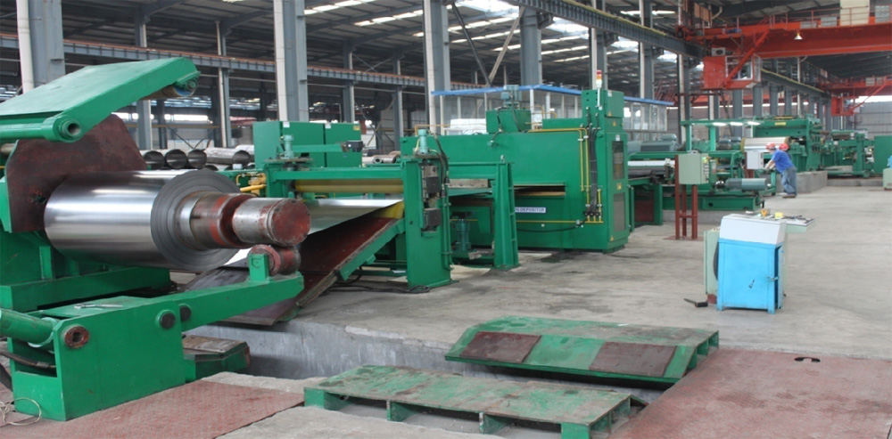 Leveling and straightening equipment